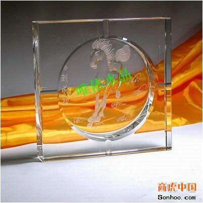 水晶烟灰缸 水晶工艺品 水晶奖杯 水晶烟灰缸